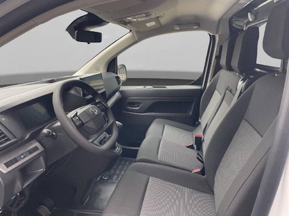 Vehicle image 8 Vehicle image 8