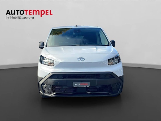 Vehicle image 5 Vehicle image 5