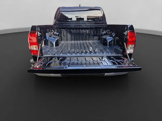 Toyota Hilux Double Cab.-Pick-up 2.8 48038/004