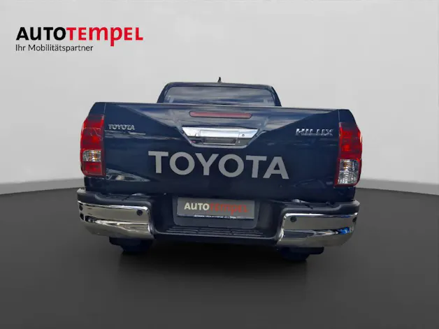 Toyota Hilux Double Cab.-Pick-up 2.8 48038/004