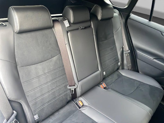 Vehicle image 12 Vehicle image 12