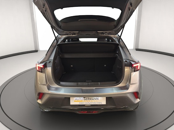 Vehicle image 14 Vehicle image 14