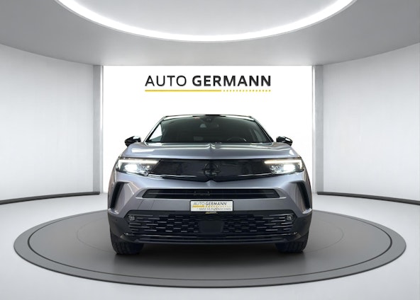 Vehicle image 4 Vehicle image 4