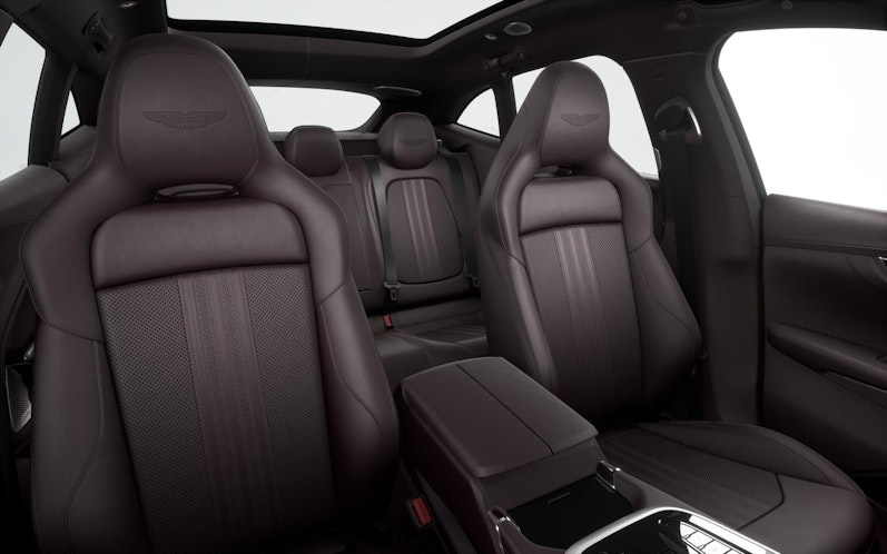 Vehicle image ASTON MARTIN DBX