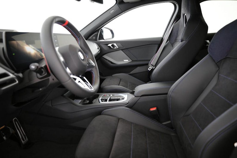 Vehicle image BMW 1 SERIES