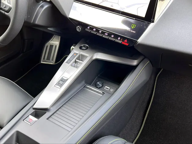 Peugeot 308 1.2 Hybrid GT