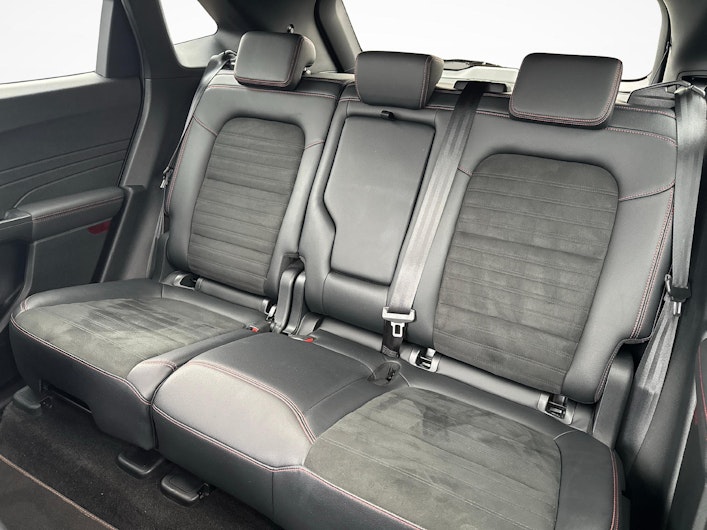 Vehicle image FORD KUGA