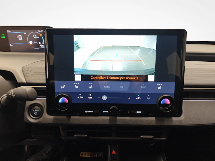 Fahrzeugbild TOYOTA C-HR+