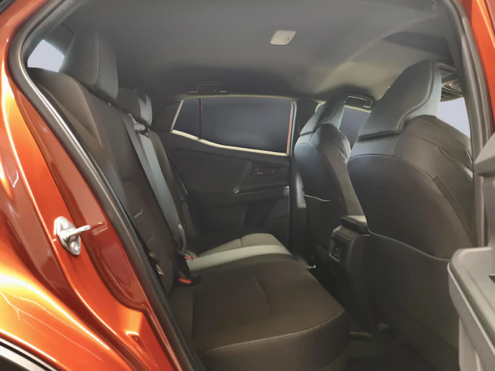 Fahrzeugbild TOYOTA C-HR+