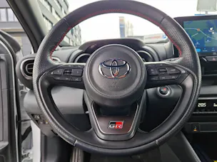 Toyota Yaris 1.5 VVT-i HSD GR Sport 45487/003