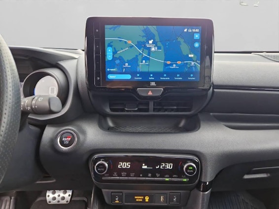 Vehicle image 11 Vehicle image 11