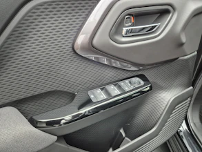https://vehicle.imgix.net/4130162/9f8d1cdc-f75a-4648-8824-59f54dadca07.jpg