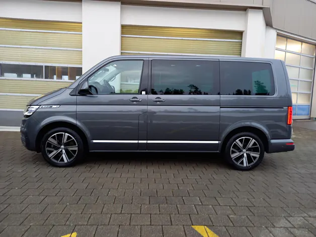 VW T6.1 Multivan 2.0 TDI 199 Highline DSG 4m