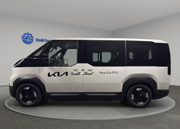 Vehicle image 2 Vehicle image 2