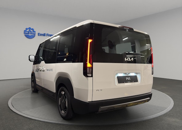 Vehicle image 6 Vehicle image 6