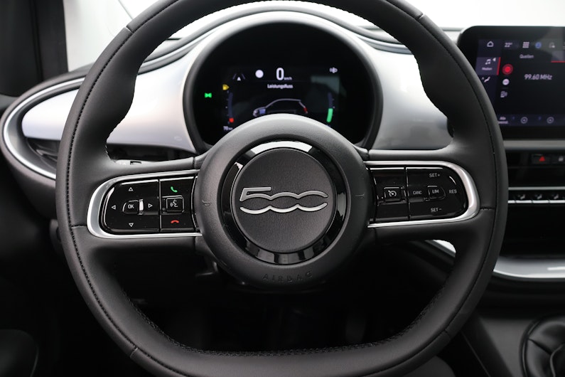 image du véhicule FIAT 500