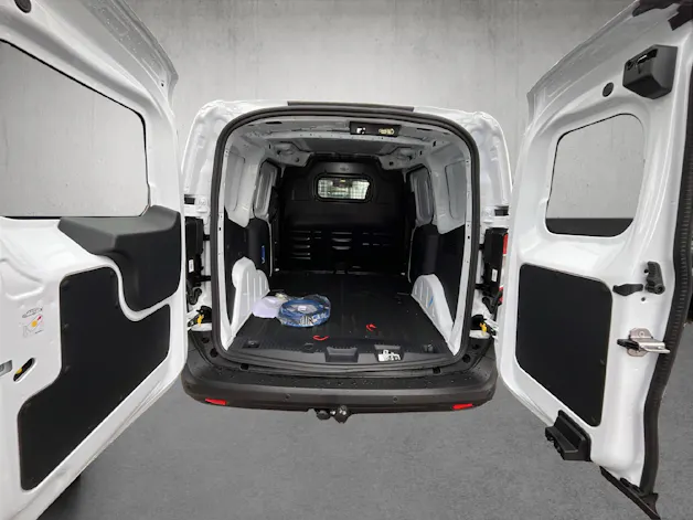 Ford E-Transit Courier Van Trend