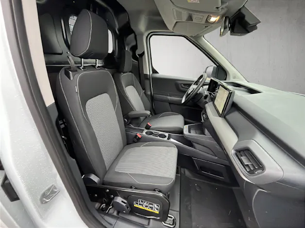 Ford E-Transit Courier Van Trend