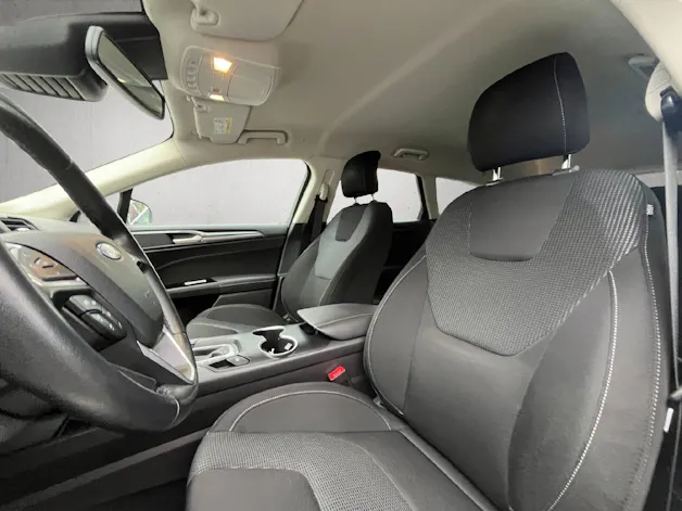 Ford Mondeo Station Wagon 2.0 HEV 187 Titanium