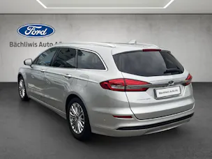 Ford Mondeo Station Wagon 2.0 HEV 187 Titanium