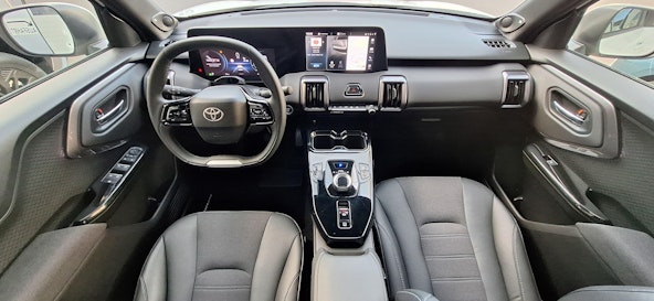 Vehicle image 8 Vehicle image 8