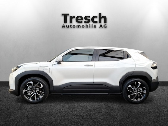 Vehicle image 4 Vehicle image 4