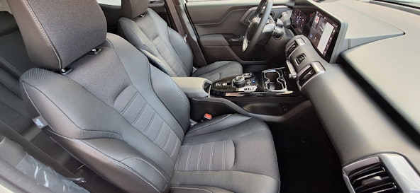 Vehicle image 6 Vehicle image 6