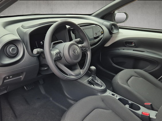 Vehicle image 8 Vehicle image 8