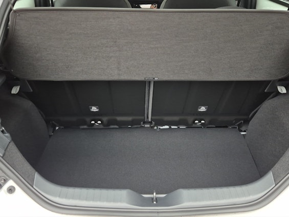 Vehicle image 13 Vehicle image 13