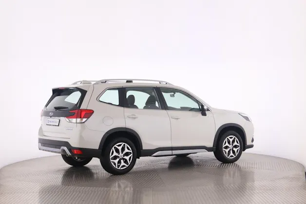 Subaru Forester Station 2.0i e-Boxer Advantage