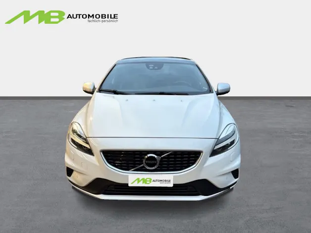 Volvo V40 2.0 D4 Momentum S/S