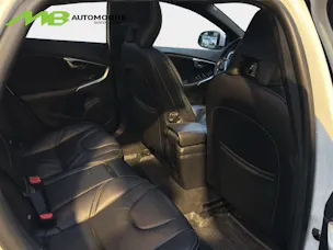 Volvo V40 2.0 D4 Momentum S/S
