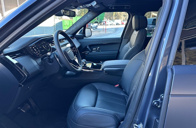 Vehicle image 12 Vehicle image 12