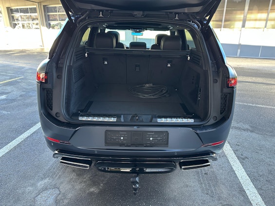 Vehicle image 10 Vehicle image 10