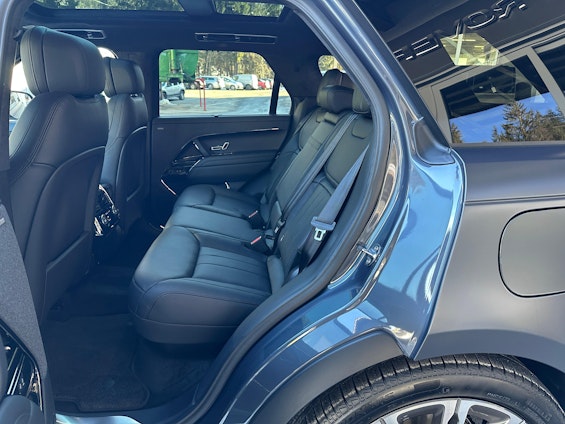 Vehicle image 11 Vehicle image 11