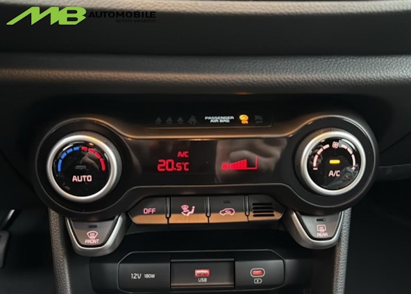 Vehicle image 7 Vehicle image 7