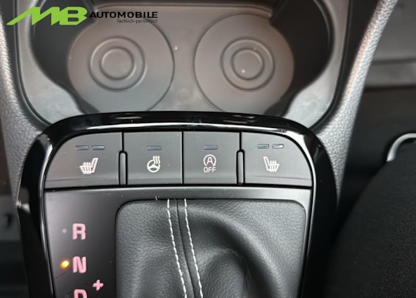 Vehicle image 8 Vehicle image 8