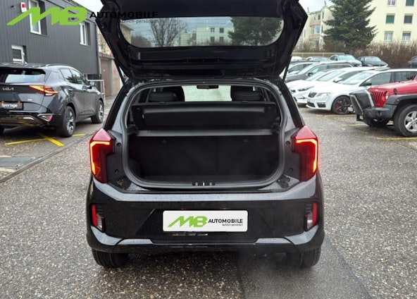 Vehicle image 15 Vehicle image 15