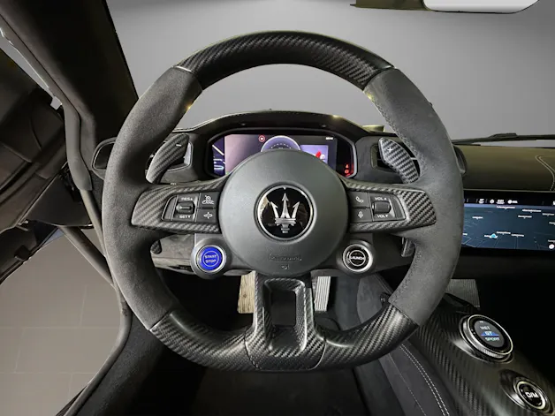 Maserati MC20