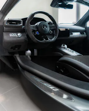 Maserati MC20