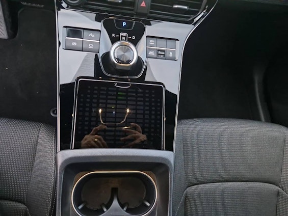 Vehicle image 15 Vehicle image 15