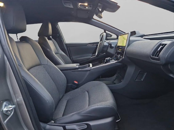 Vehicle image 9 Vehicle image 9