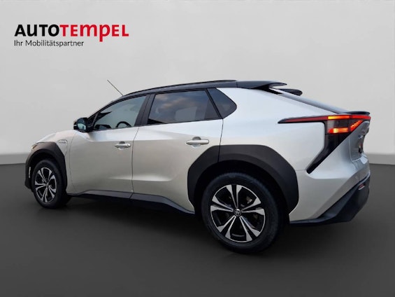 Vehicle image 2 Vehicle image 2