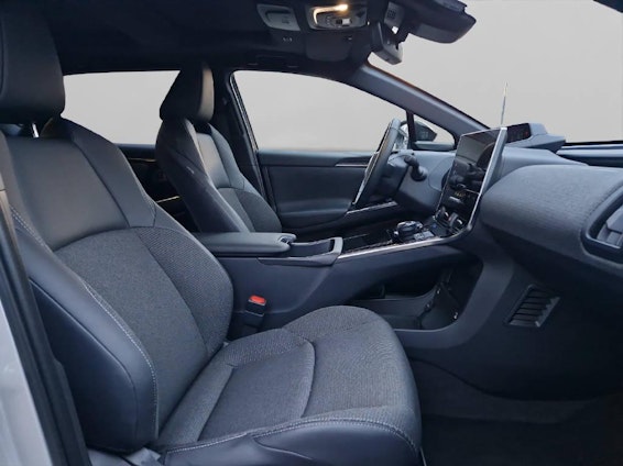 Vehicle image 9 Vehicle image 9