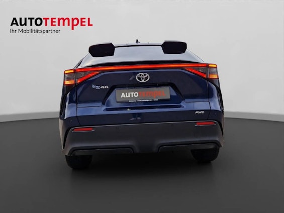 Vehicle image 7 Vehicle image 7