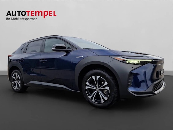 Vehicle image 3 Vehicle image 3