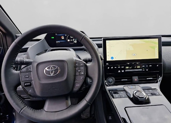 Vehicle image 13 Vehicle image 13