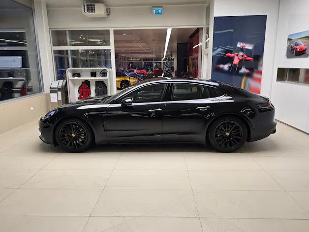 Porsche Panamera 4S PDK