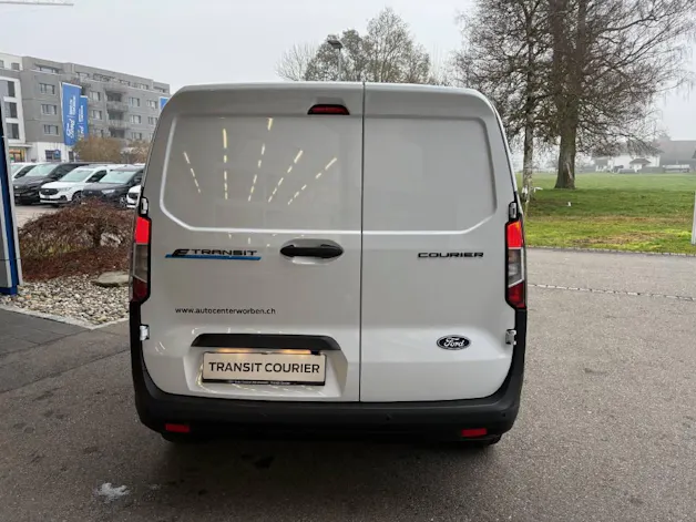 Ford E-Transit Courier Van Trend