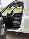 Ford E-Transit Courier Van Trend